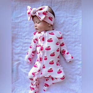 SpearmintLove Pink Candy Corn Ruffle Zip Footie with Matching Headband